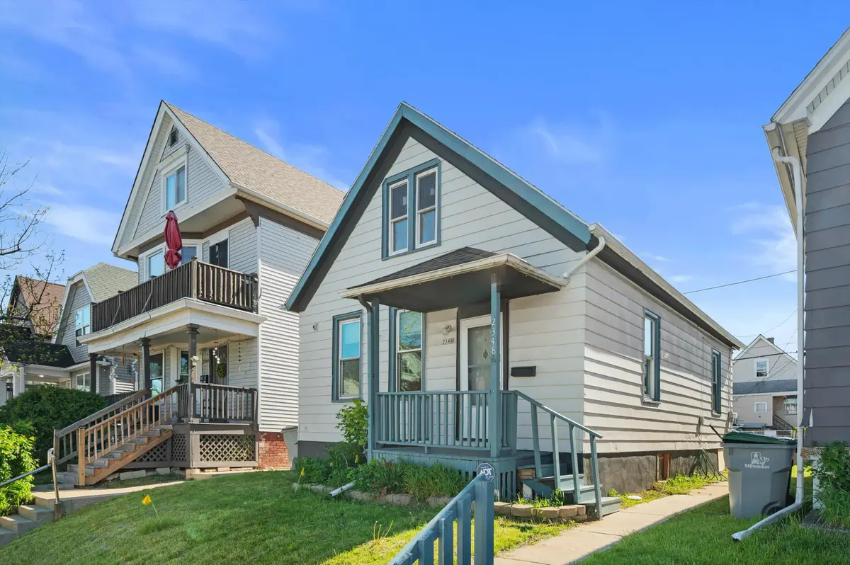 2348 S 16th St, Milwaukee, WI 53215 - #1