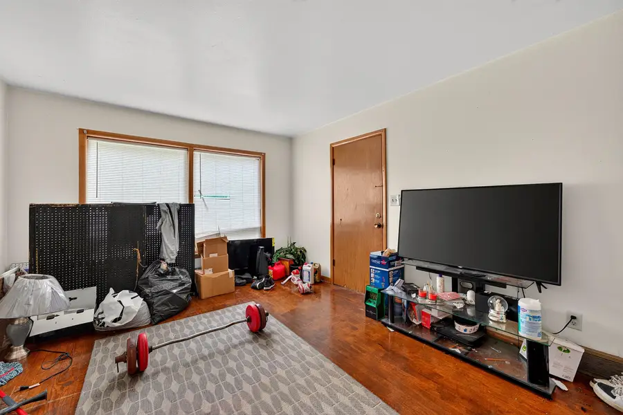 8113 W Beckett Ave, Milwaukee, WI 53218 - #3