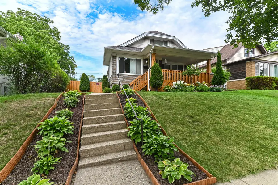 967 S 56th St, West Allis, WI 53214 - #2