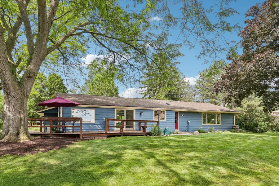 17675 Wexford Ct, Brookfield, WI 53045 - #3