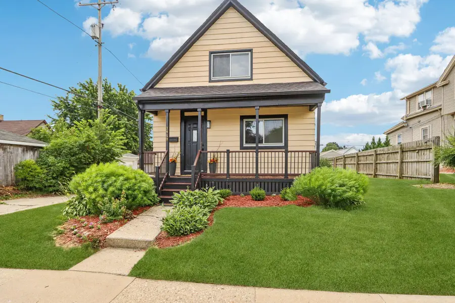3959 E Underwood Ave, Cudahy, WI 53110 - #2