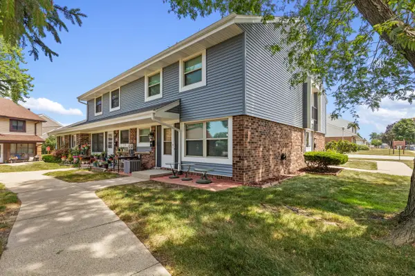 1924 W Salem St, Milwaukee, WI 53221