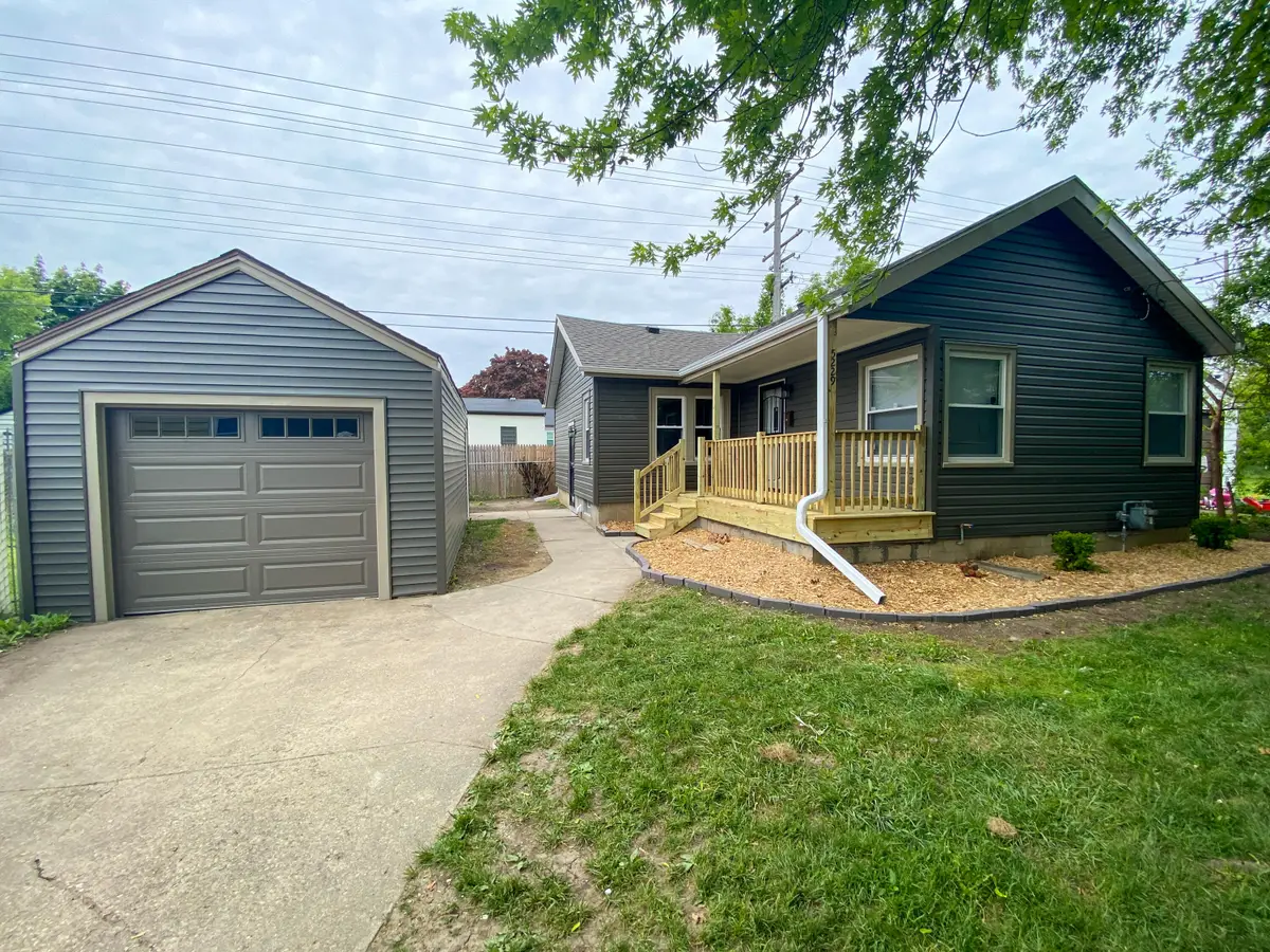 5229 N 64th St, Milwaukee, WI 53218 - #1