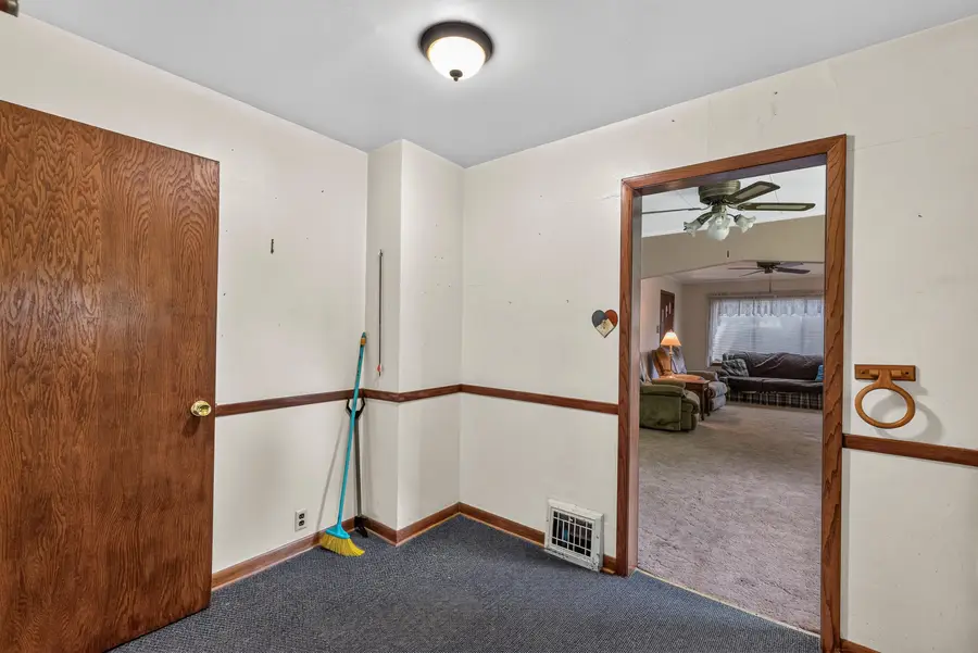5649 N 78th St, Milwaukee, WI 53218 - #3