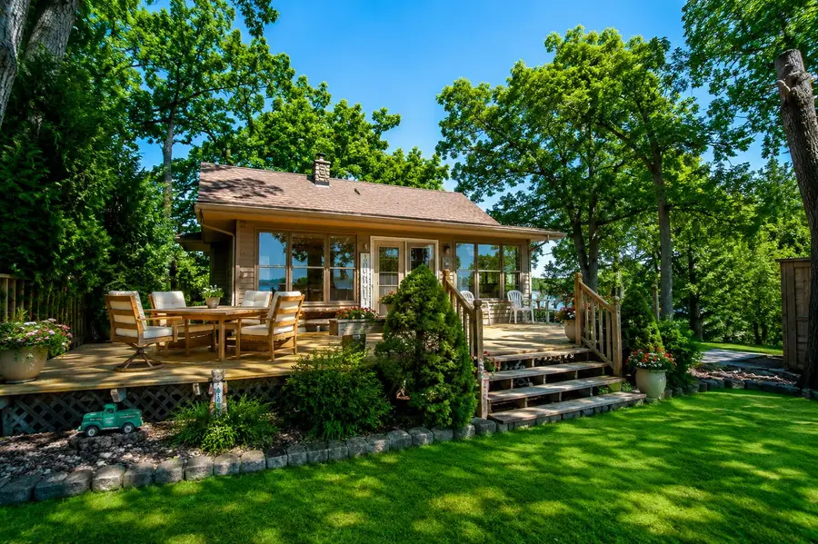 6518 Heidelberg Cir, Waterford, WI 53185 - #2