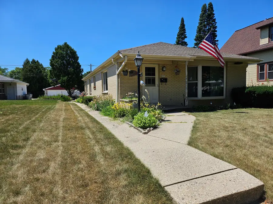 3255 S Austin St, Milwaukee, WI 53207 - #2