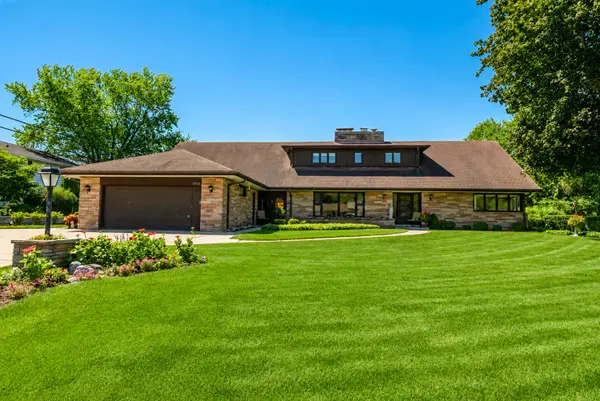 13335 Marquette Ave, Elm Grove, WI 53122