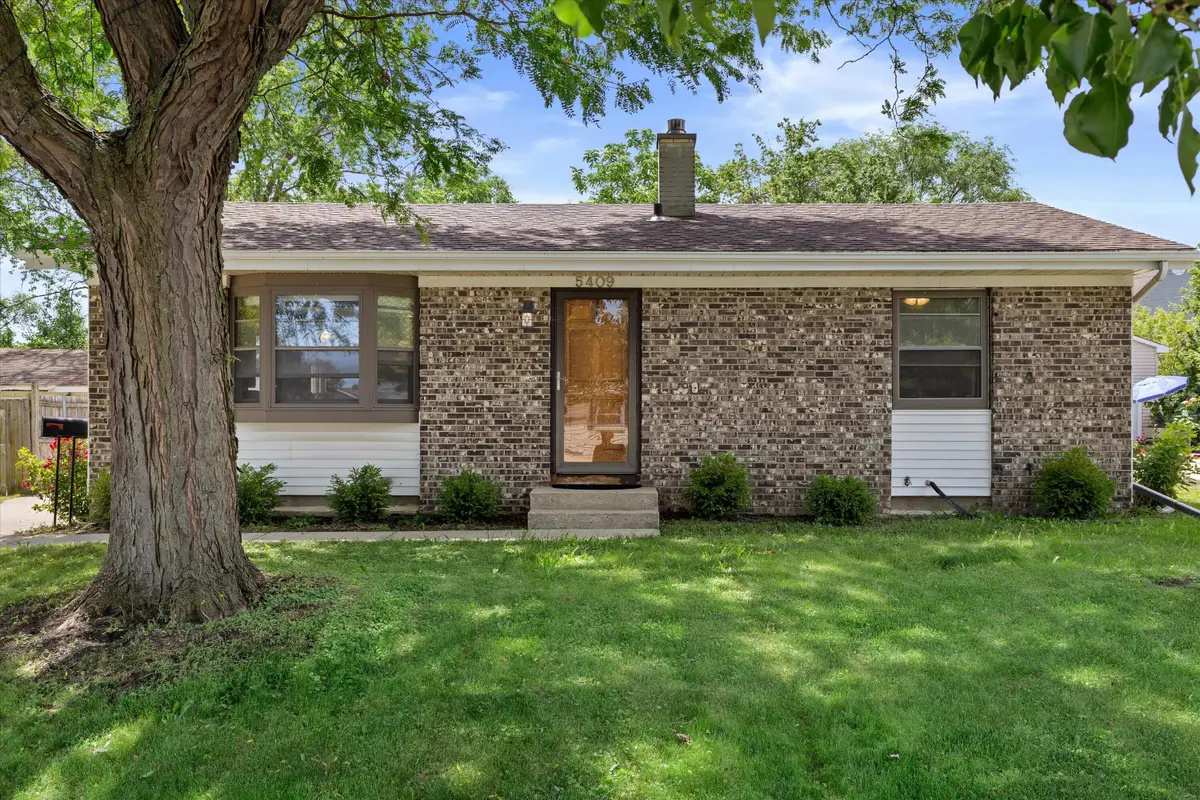 5409 58th St, Kenosha, WI 53144 - #1