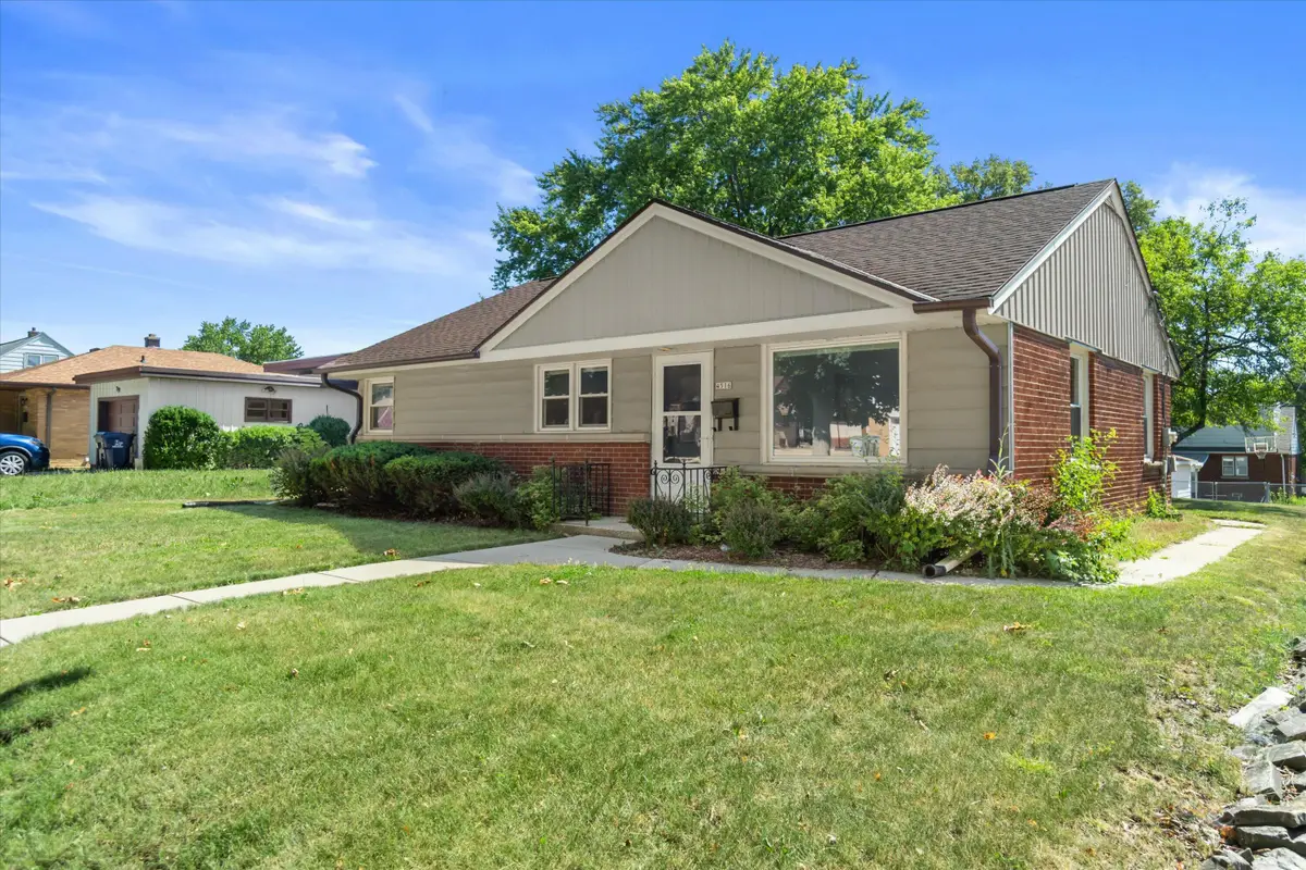 4516 N 78th St, Milwaukee, WI 53218 - #1