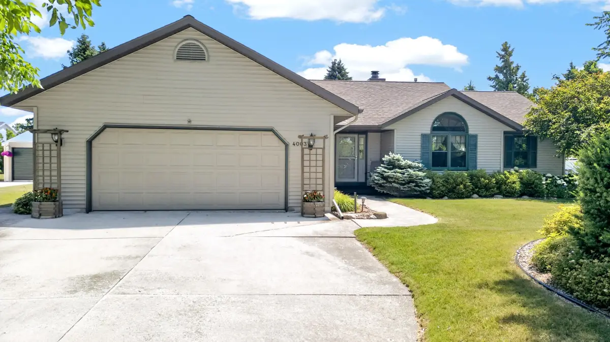 4003 N 52nd St, Sheboygan, WI 53083 - #1