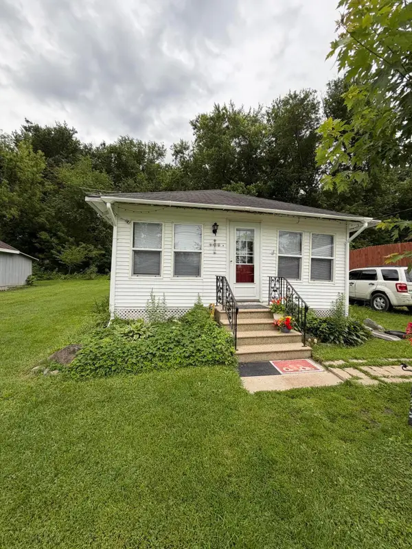 1402 E Koshkonong Dr, Milton, WI 53534