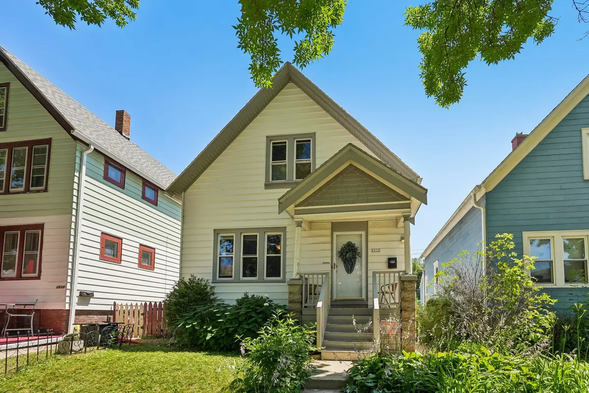 2832 N Weil St, Milwaukee, WI 53212 - #1