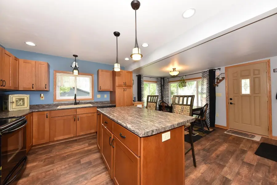 245 N Schuyler St, Neosho, WI 53059 - #2