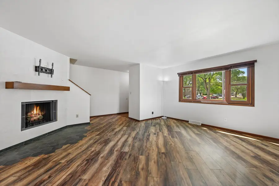 2800 E Grange Ave, Cudahy, WI 53110 - #3