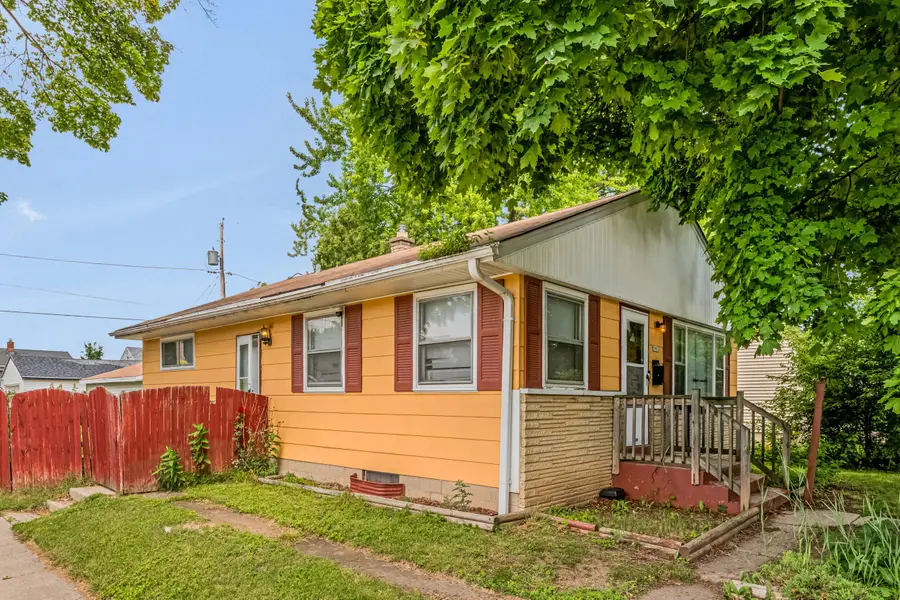 5903 N 79th St, Milwaukee, WI 53218 - #2