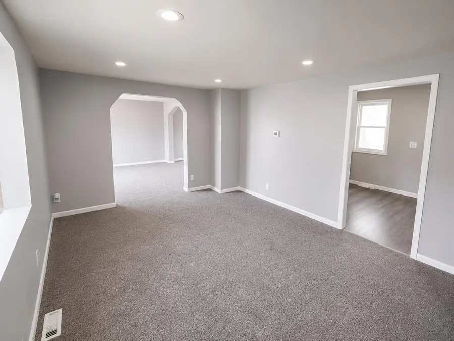6082 N 36th St, Milwaukee, WI 53209 - #3