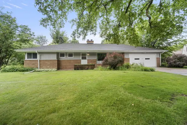 13955 Marcella Ave, Elm Grove, WI 53122