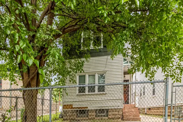 1222 W Washington St, Milwaukee, WI 53204