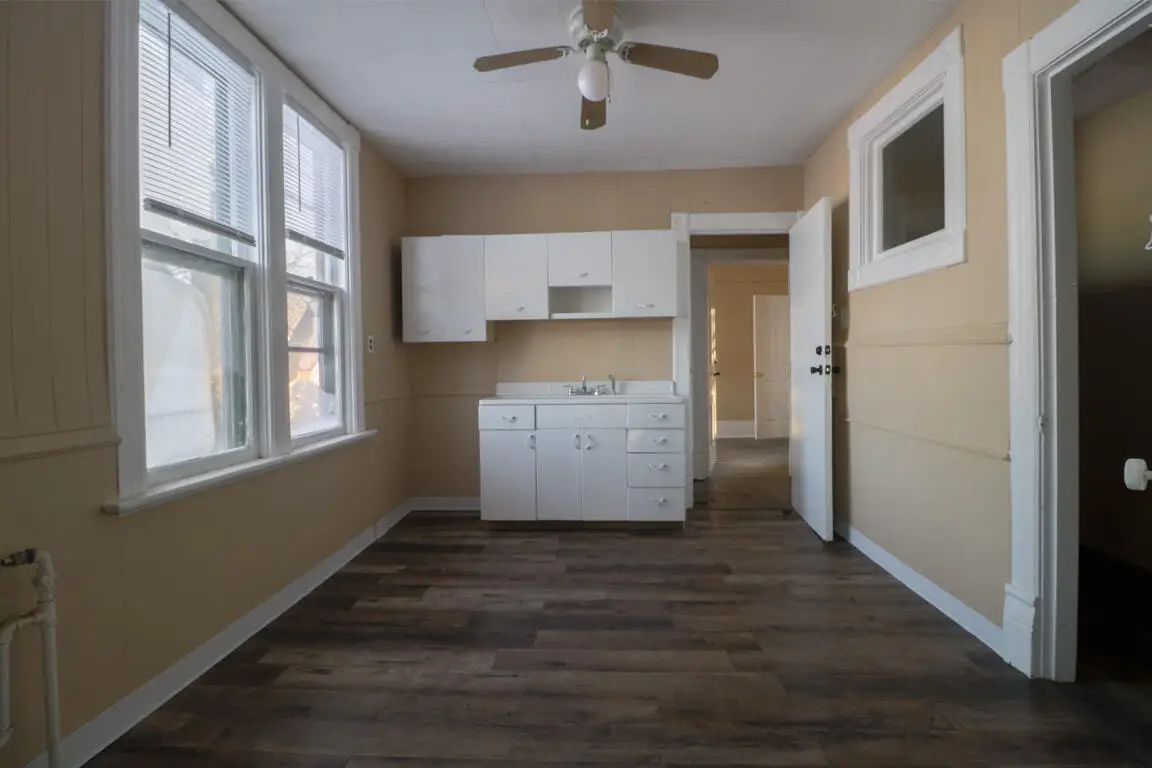 1801 W Meinecke Ave, Milwaukee, WI 53206 - #1