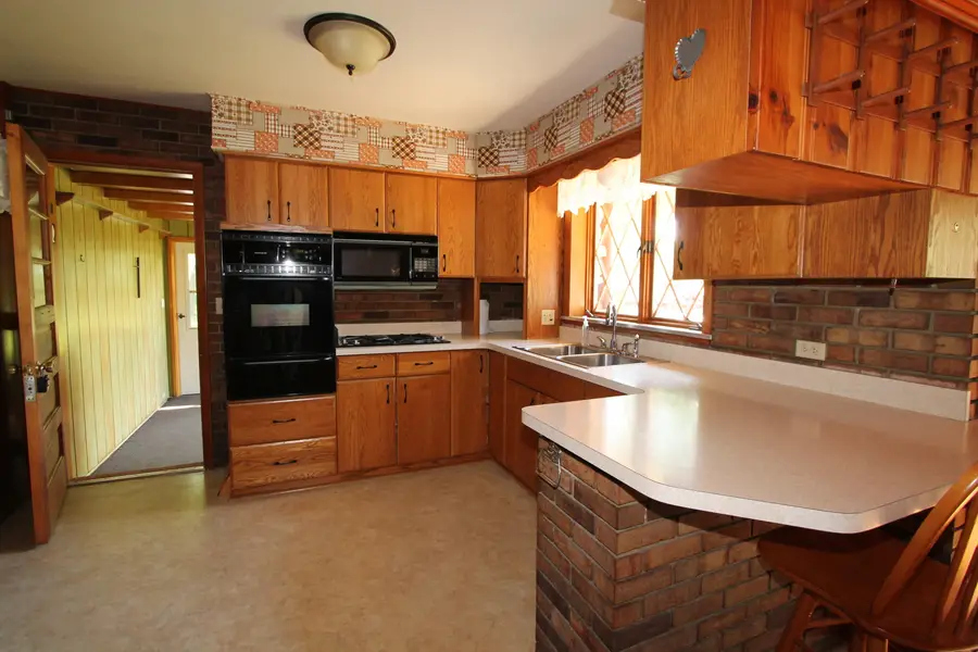 29308 Durand Ave, Burlington, WI 53105 - #3