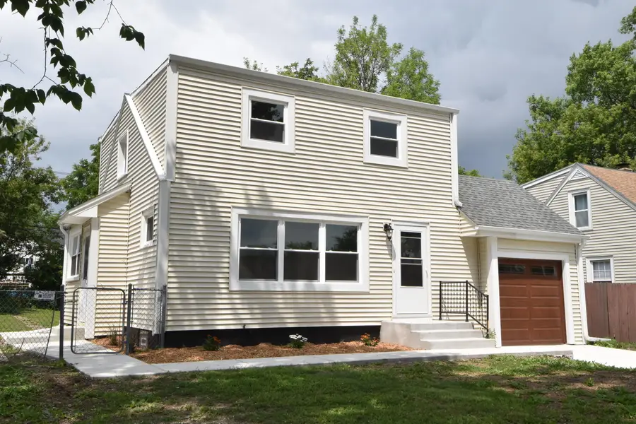 3555 S 87th St, Milwaukee, WI 53228 - #2