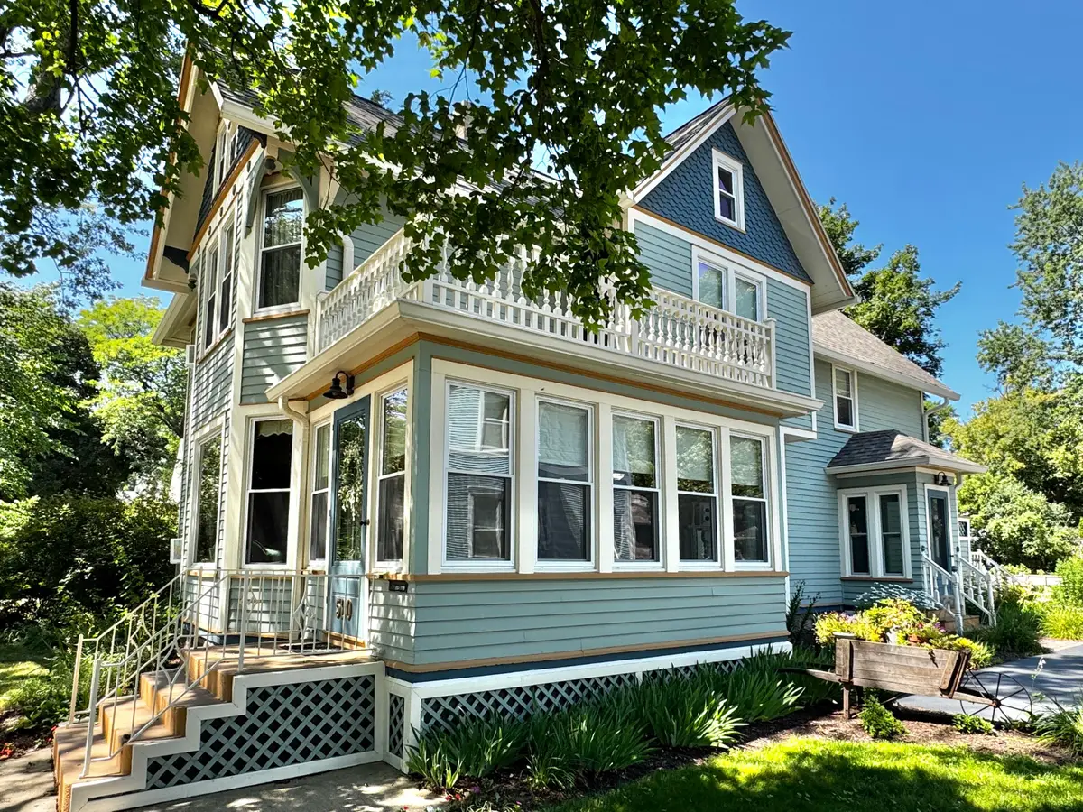 520 W Wisconsin Ave, Oconomowoc, WI 53066 - #1