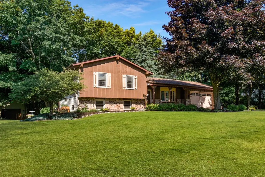 6905 Colt Cir, Barton, WI 53090 - #2