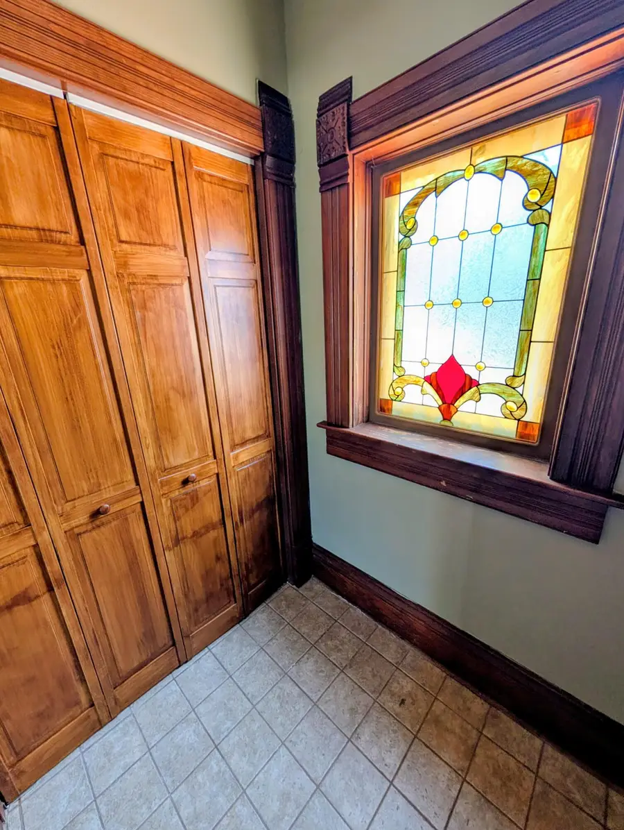 224 Amanda St, Burlington, WI 53105 - #3
