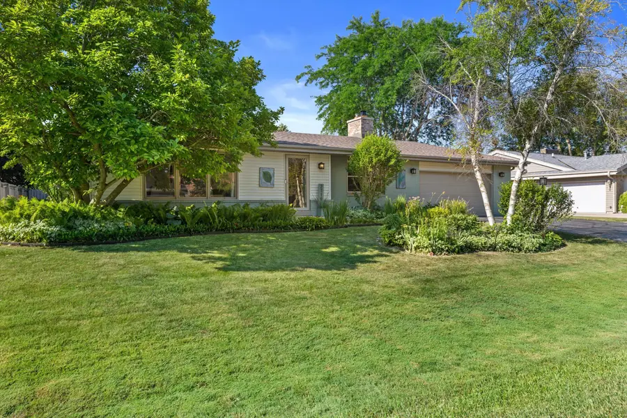2119 Fireside Dr, Caledonia, WI 53402 - #2