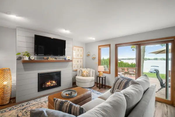 S70W18899 Gold Dr, Muskego, WI 53150