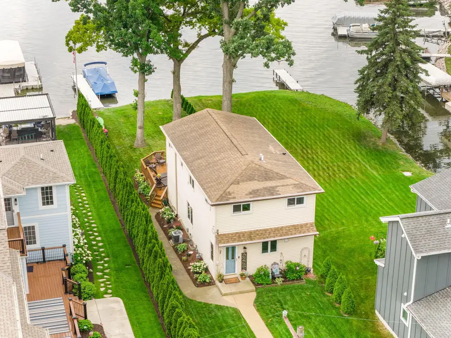 S70W18899 Gold Dr, Muskego, WI 53150 - #2