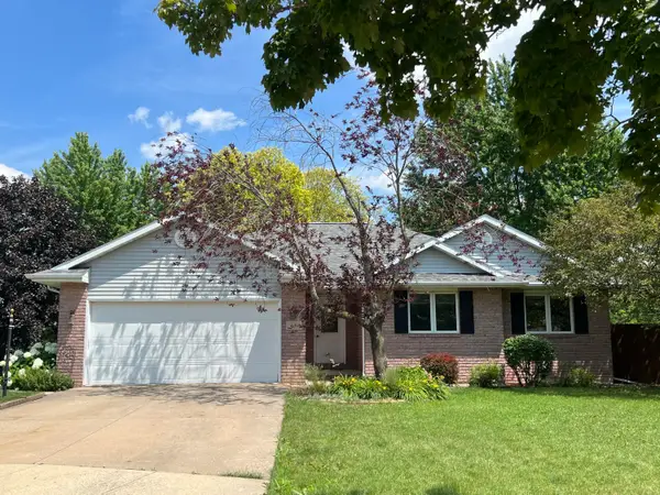57 Westfield Cir, Fond Du Lac, WI 54935