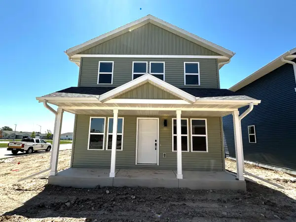 1052 Wipple Way, Sheboygan Falls, WI 53085