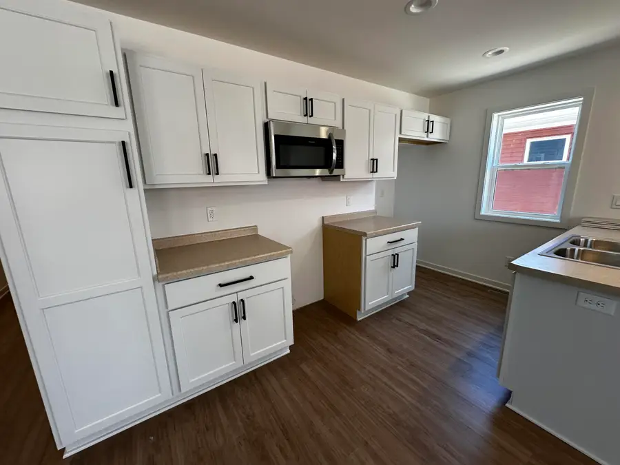 1054 Wipple Way, Sheboygan Falls, WI 53085 - #2