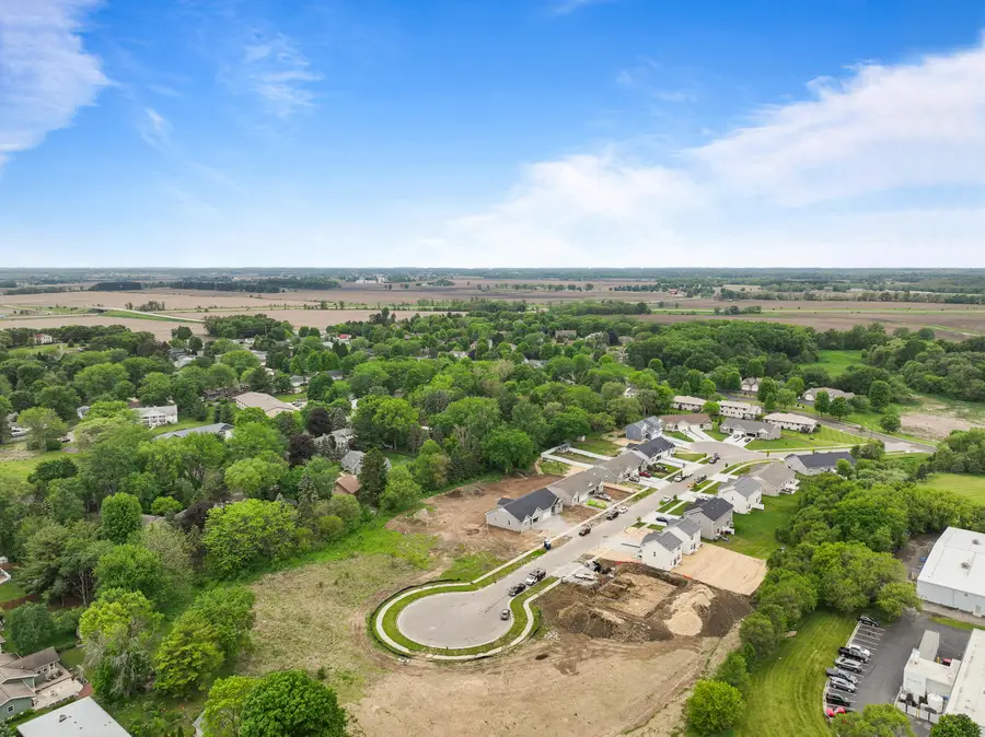 1576 Meadowview Ct, Whitewater, WI 53190 - #2