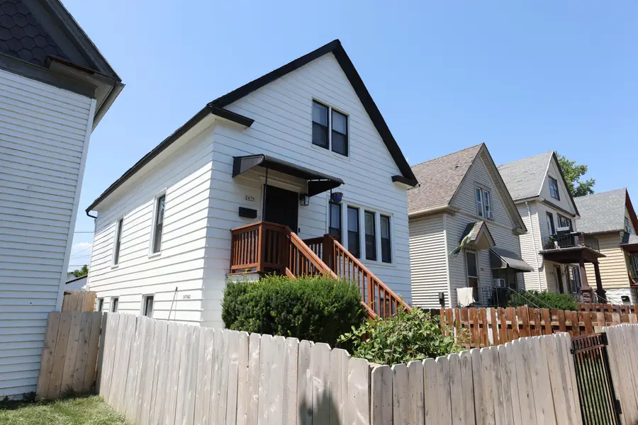 2479 S 10th St, Milwaukee, WI 53215 - #3