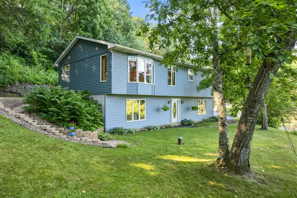 W5751 Koss Rd, Onalaska, WI 54650