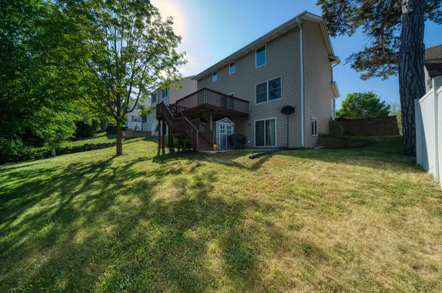 1005 Dresser Ave, Waukesha, WI 53188 - #3