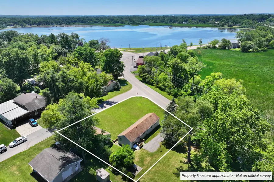 N1480 Orchid Dr, Bloomfield, WI 53128 - #2