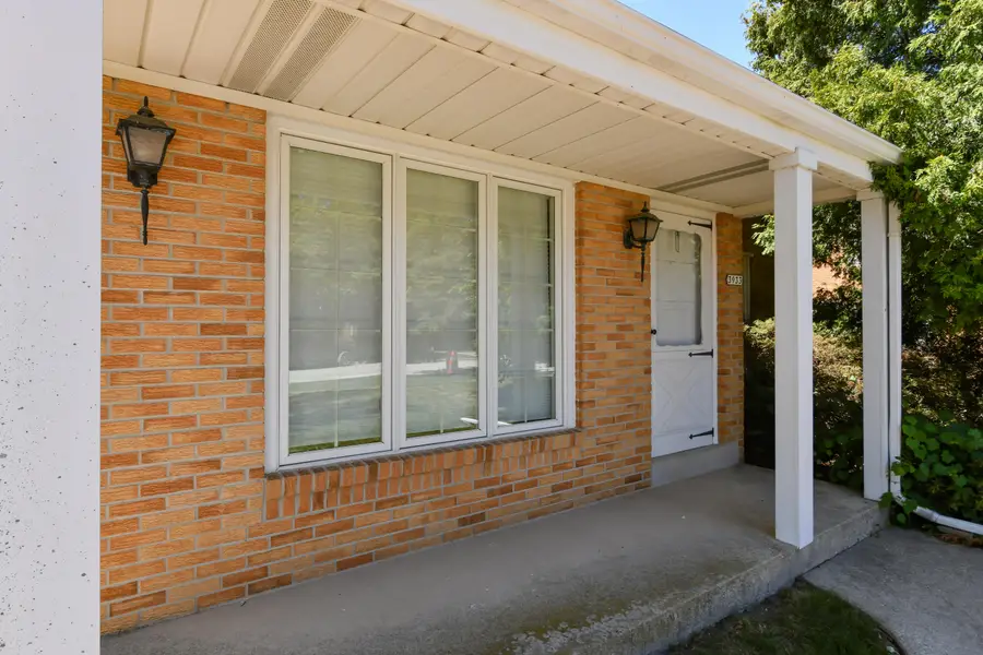 3933 S 69th St, Milwaukee, WI 53220 - #2