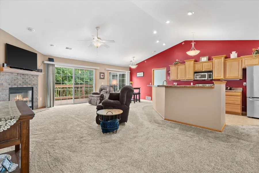 17740 W Jacobs Dr, New Berlin, WI 53146 - #2