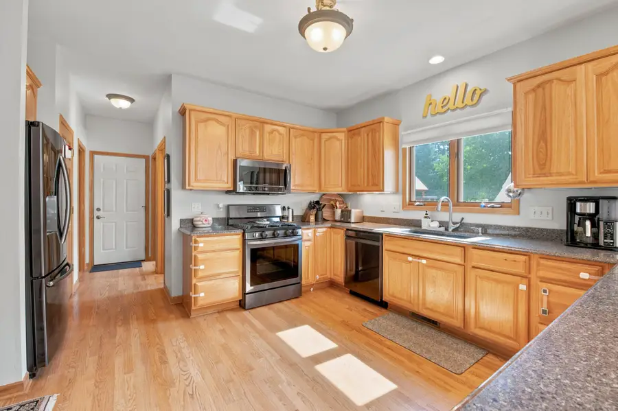 6732 S Yale Dr, Franklin, WI 53132 - #3