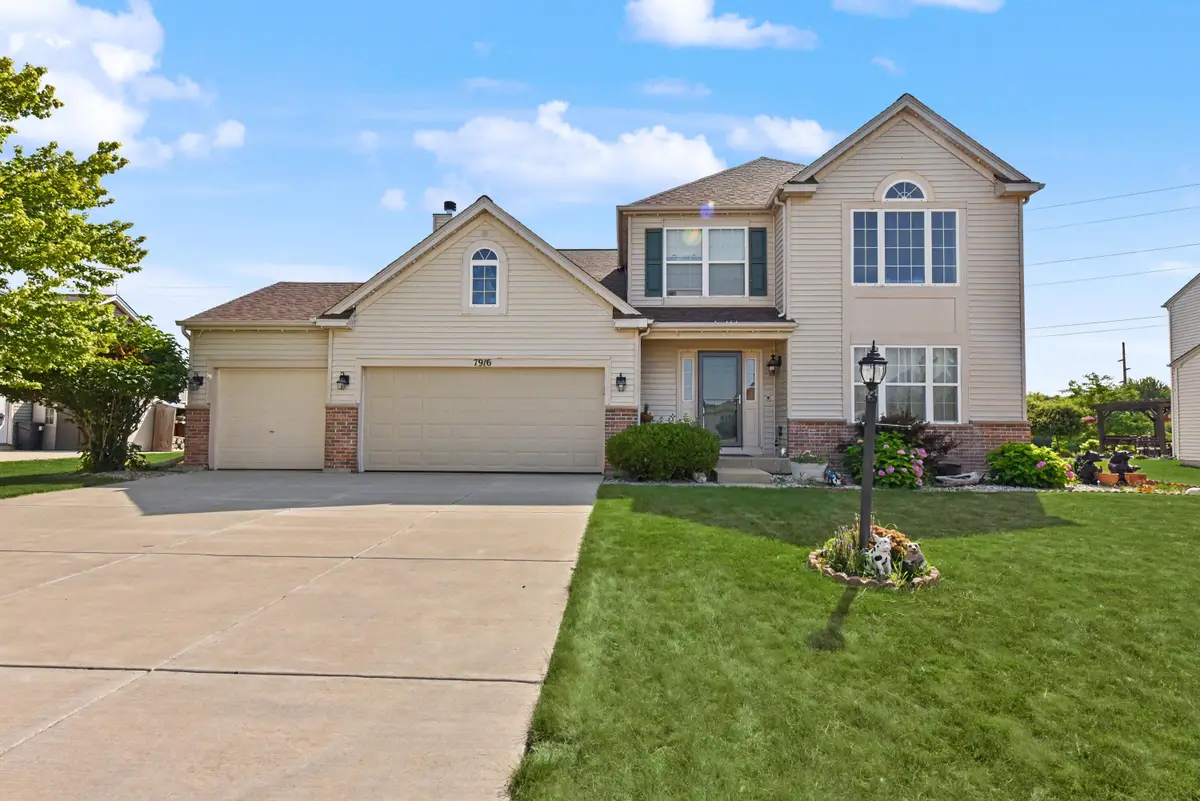 7916 Whitetail Dr, Mount Pleasant, WI 53406 - #1