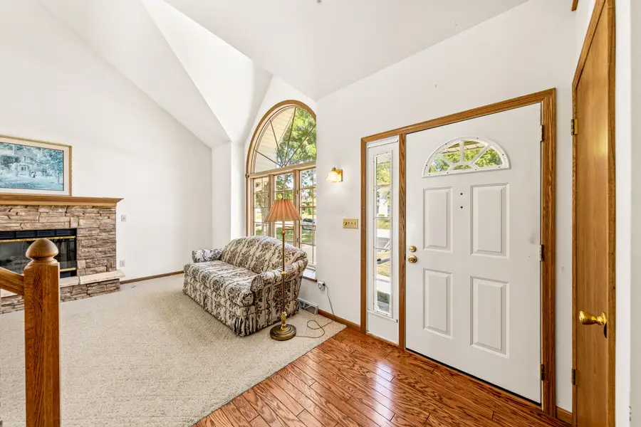 8899 S Patricia Blvd, Oak Creek, WI 53154 - #2