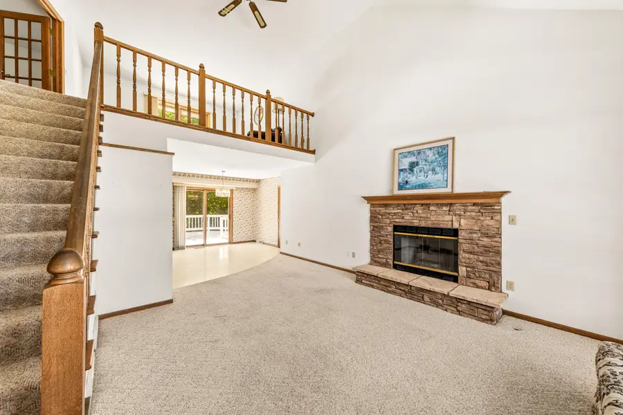 8899 S Patricia Blvd, Oak Creek, WI 53154 - #3