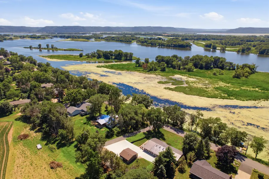 1725 N River Rd, Buffalo City, WI 54622 - #2