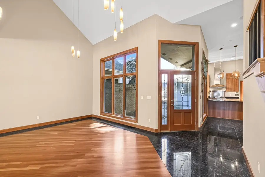 7513 W Tuckaway Pines Cir, Franklin, WI 53132 - #2
