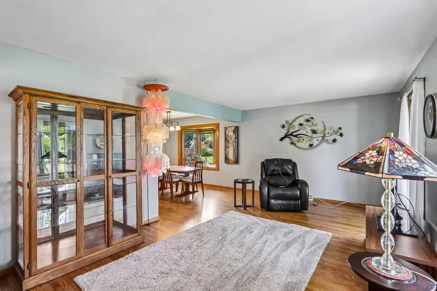 36651 Prairie Dr, Summit, WI 53066 - #3