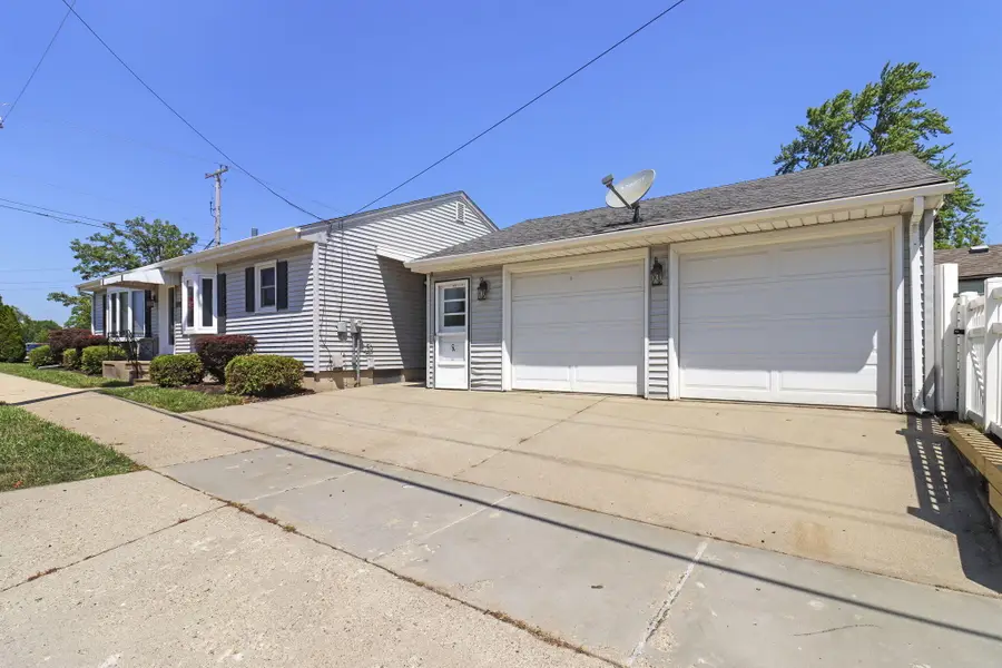 3818 68th St, Kenosha, WI 53142 - #2