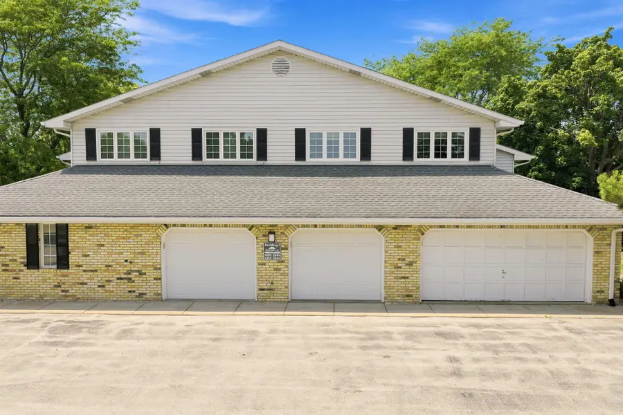 3018 86th St, Kenosha, WI 53142 - #3